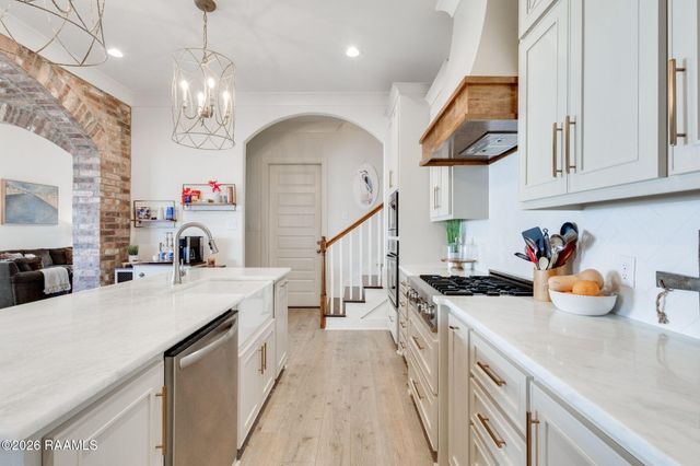 414 Sandy Bay Drive, Broussard, LA 70518