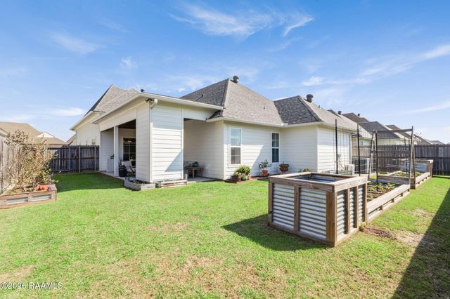 414 Sandy Bay Drive, Broussard, LA 70518