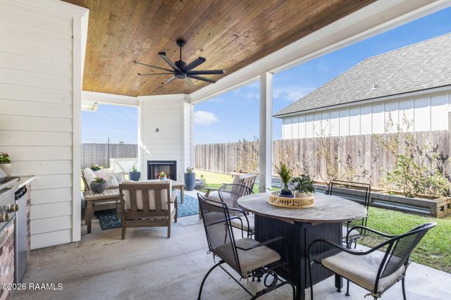 414 Sandy Bay Drive, Broussard, LA 70518