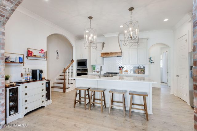 414 Sandy Bay Drive, Broussard, LA 70518