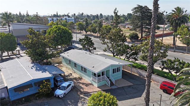 1461 W Mission Boulevard 106, Pomona, CA 91766