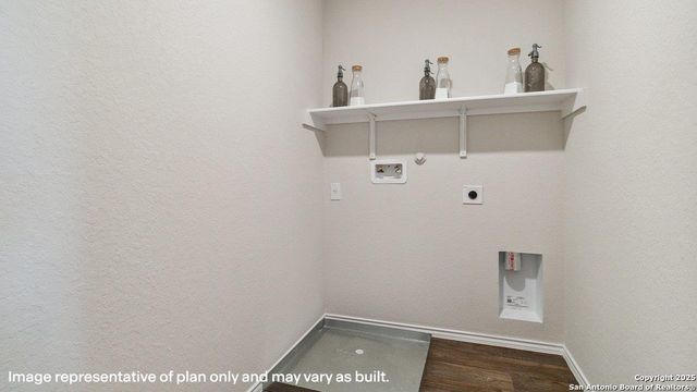 186 Owl Burrow, San Antonio, TX 78253