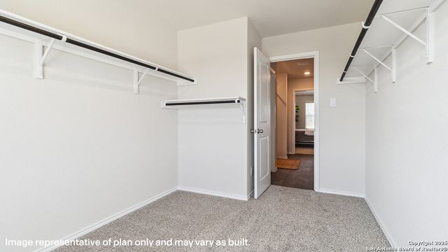 186 Owl Burrow, San Antonio, TX 78253