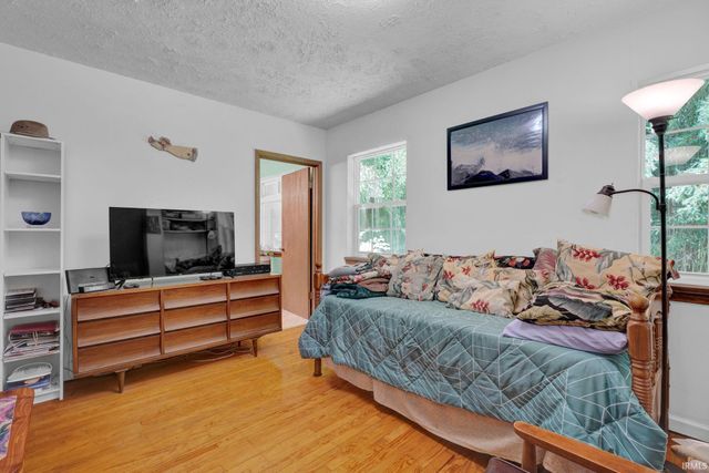 108 Gun Club Road, Mitchell, IN 47446