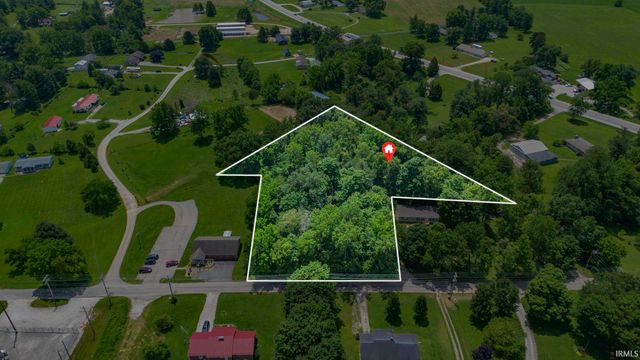 108 Gun Club Road, Mitchell, IN 47446