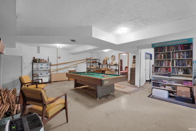 108 Gun Club Road, Mitchell, IN 47446