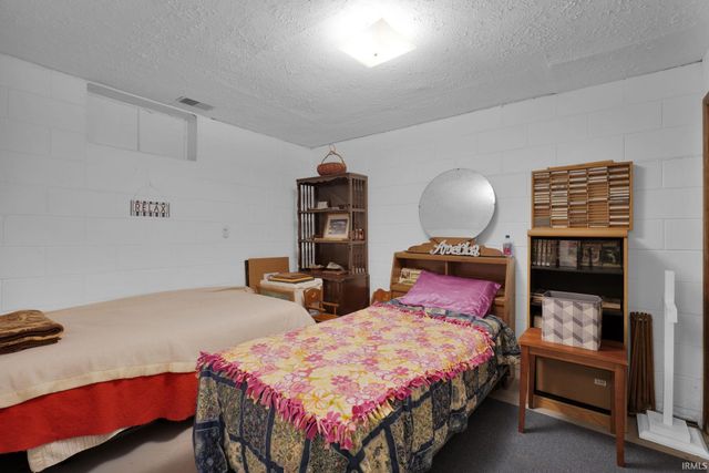 108 Gun Club Road, Mitchell, IN 47446
