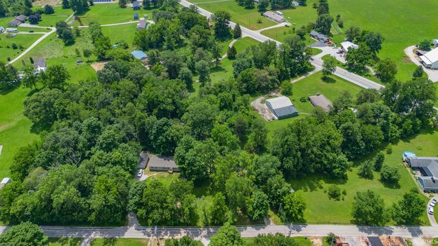 108 Gun Club Road, Mitchell, IN 47446