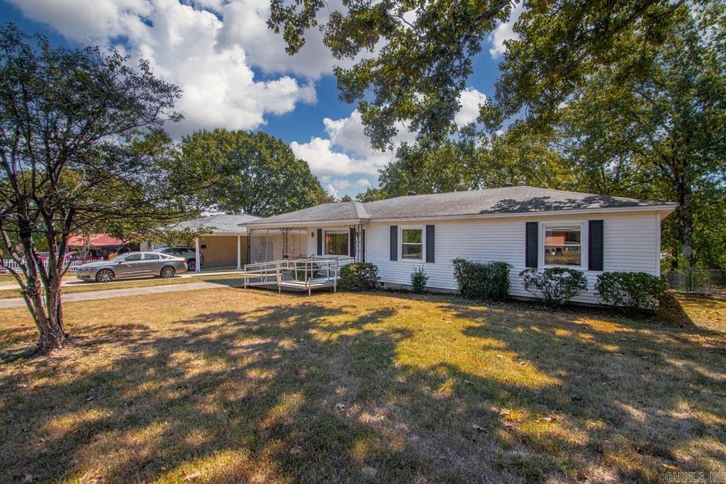 904 55th Street, North Little Rock, AR 72118