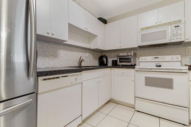 760 SE 2nd Avenue H106, Deerfield Beach, FL 33441