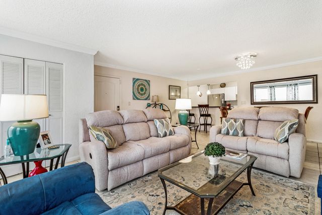 760 SE 2nd Avenue H106, Deerfield Beach, FL 33441