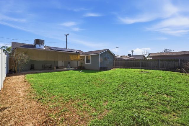 10716 Balm Of Gilead, Armona, CA 93202