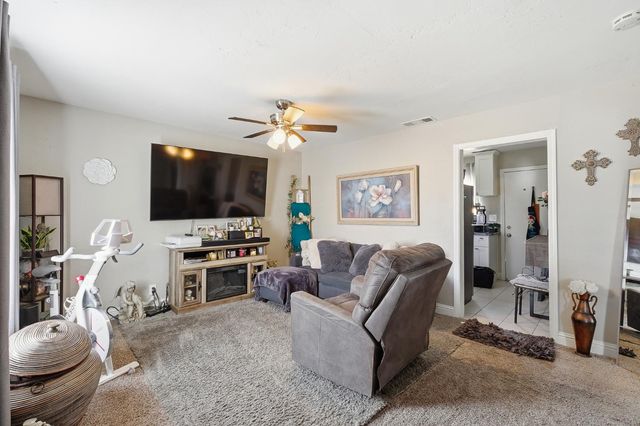 10716 Balm Of Gilead, Armona, CA 93202