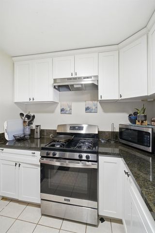 10716 Balm Of Gilead, Armona, CA 93202