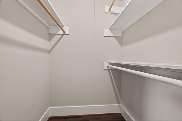 9623 Meadowglen Lane, Houston, TX 77063