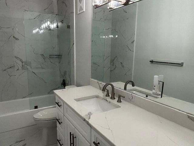 2807 SW LAKEMONT Place 1, Palm City, FL 34990