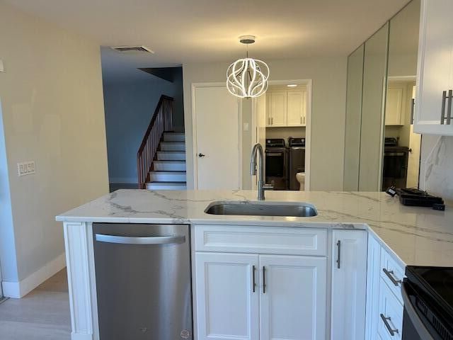 2807 SW LAKEMONT Place 1, Palm City, FL 34990