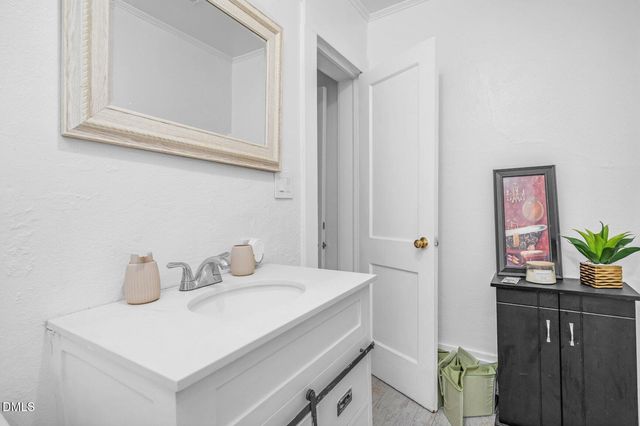 1113 Nash E, Wilson, NC 27893