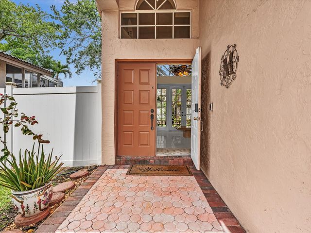 17923 SW 2nd Street, Pembroke Pines, FL 33029