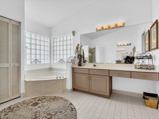 17923 SW 2nd Street, Pembroke Pines, FL 33029