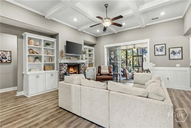 542 Linkside Lake Drive, Richmond Hill, GA 31324