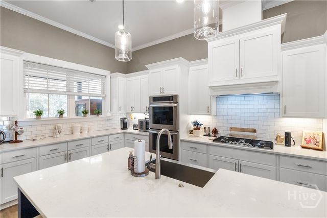 542 Linkside Lake Drive, Richmond Hill, GA 31324