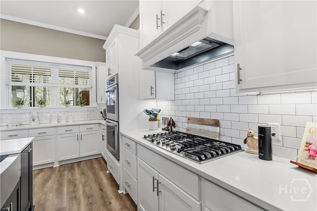 542 Linkside Lake Drive, Richmond Hill, GA 31324