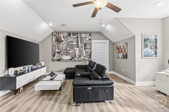 542 Linkside Lake Drive, Richmond Hill, GA 31324