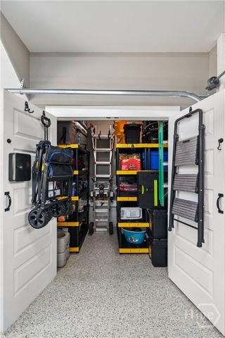 542 Linkside Lake Drive, Richmond Hill, GA 31324