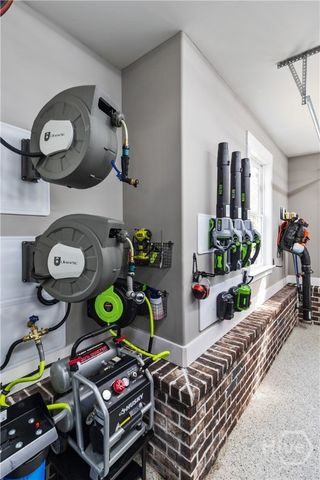 542 Linkside Lake Drive, Richmond Hill, GA 31324