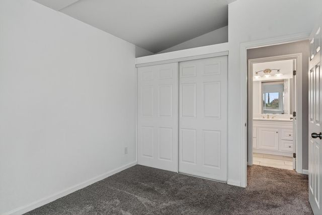 8064 Kingsdale Way, Sacramento, CA 95823