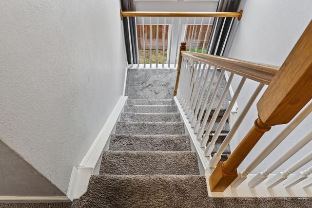 8064 Kingsdale Way, Sacramento, CA 95823