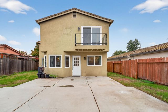 8064 Kingsdale Way, Sacramento, CA 95823