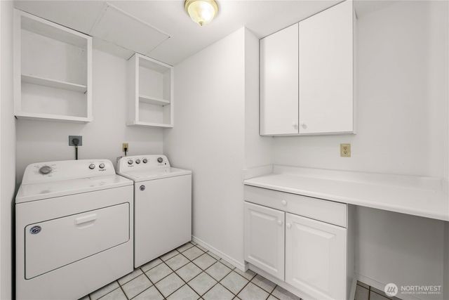25460 111th Avenue SE, Kent, WA 98030
