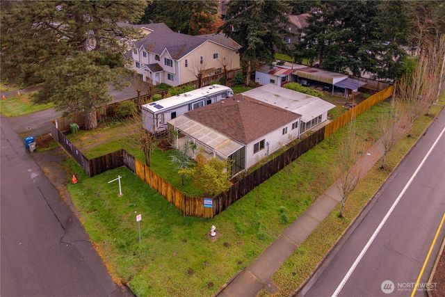 25460 111th Avenue SE, Kent, WA 98030