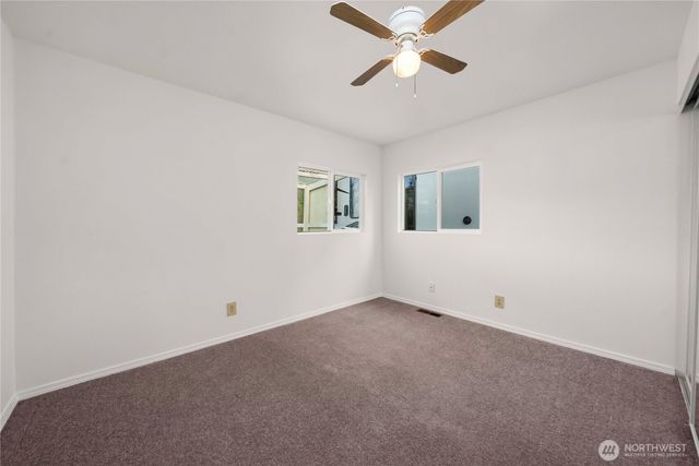 25460 111th Avenue SE, Kent, WA 98030