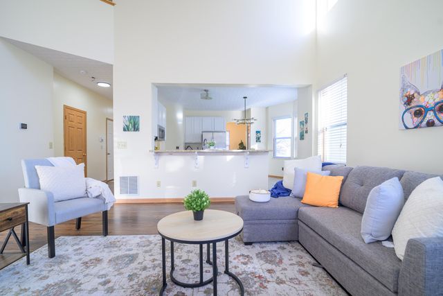 9339 Prestwick Green Drive, Columbus, OH 43240