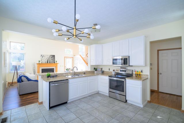 9339 Prestwick Green Drive, Columbus, OH 43240