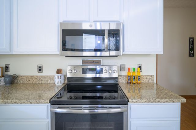 9339 Prestwick Green Drive, Columbus, OH 43240