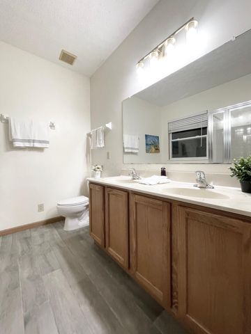 9339 Prestwick Green Drive, Columbus, OH 43240