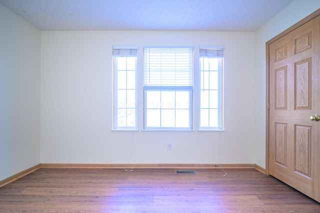 9339 Prestwick Green Drive, Columbus, OH 43240