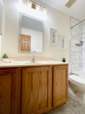 9339 Prestwick Green Drive, Columbus, OH 43240