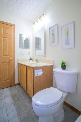 9339 Prestwick Green Drive, Columbus, OH 43240