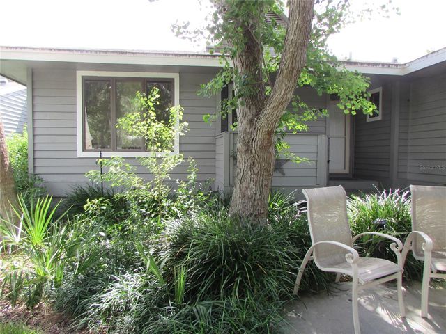 1013 LAKE AVOCA COURT, Tarpon Springs, FL 34689