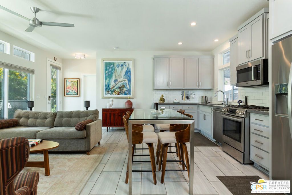408 Kona Lane, Palm Springs, CA 92264
