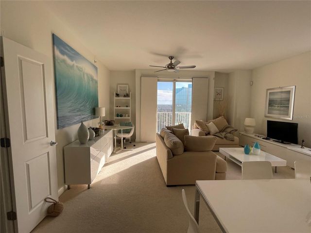 628 CLEVELAND STREET 1002, Clearwater, FL 33755