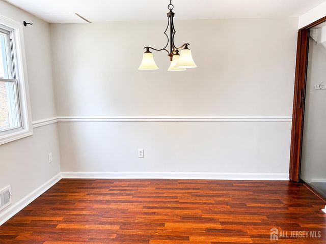 163 Rose Street, Metuchen, NJ 08840