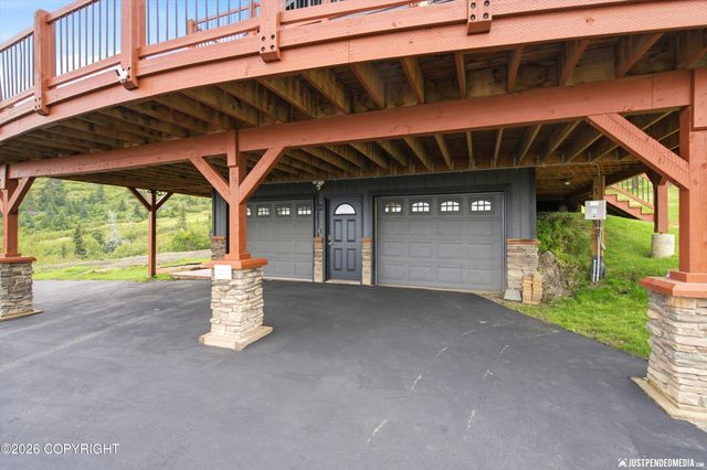 9321 Snow Bear Drive, Anchorage, AK 99516