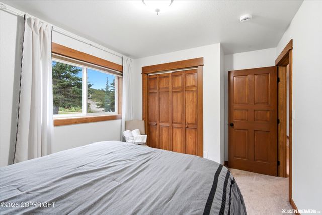 9321 Snow Bear Drive, Anchorage, AK 99516
