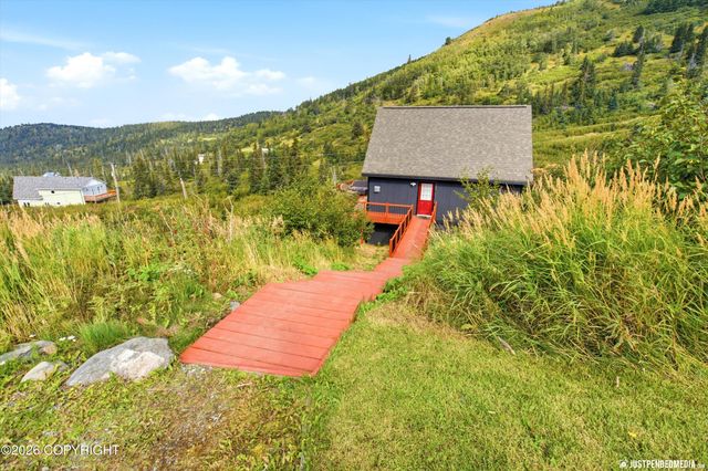 9321 Snow Bear Drive, Anchorage, AK 99516